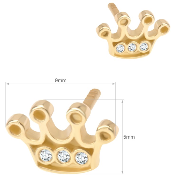 Złote kolczyki sztyfty w kształcie korony z białymi cyrkoniami na jasnym tle wymiary