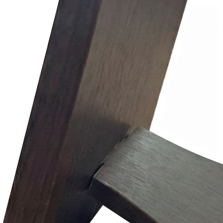 Zbliżenie na stópkę do obrazka srebrnego.