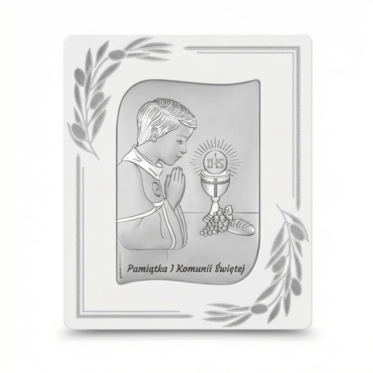 Srebrny obrazek na I Komunię Świętą dla chłopca – kwadratowa ramka z motywem liści, chłopiec w modlitwie przy kielichu z hostią IHS