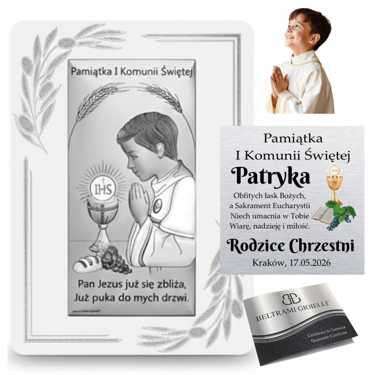 Kolaż: srebrny obrazek „Pamiątka I Komunii Świętej” z modlącym się chłopcem i kielichem IHS, wizualizacja personalizacji