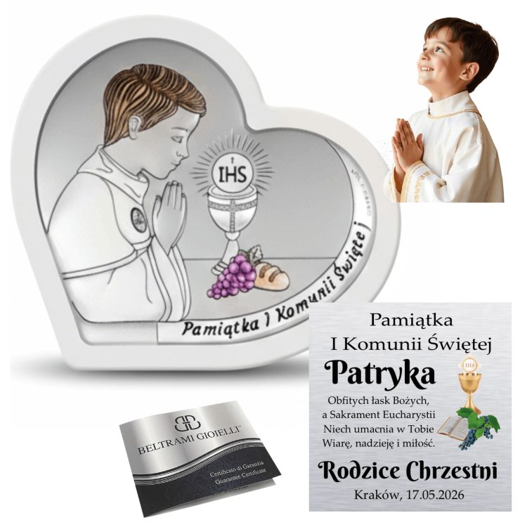 Kolaż: srebrny obrazek na I Komunię („Pamiątka I Komunii Świętej”) z modlącym się chłopcem i kielichem IHS, wizualizacja personalizacji
