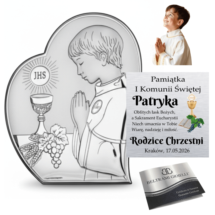 Kolaż: srebrny obrazek na I Komunię („Pamiątka I Komunii Świętej”) z modlącym się chłopcem i kielichem IHS, wizualizacja personalizacji