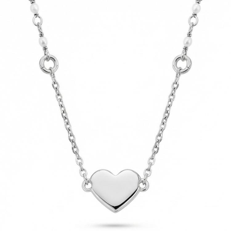 Srebrny naszyjnik z gładką zawieszką serce na delikatnym łańcuszku