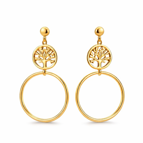 Kolczyki w złotym kolorze z motywem drzewa życia i okręgiem – packshot pary na jasnoszarym tle