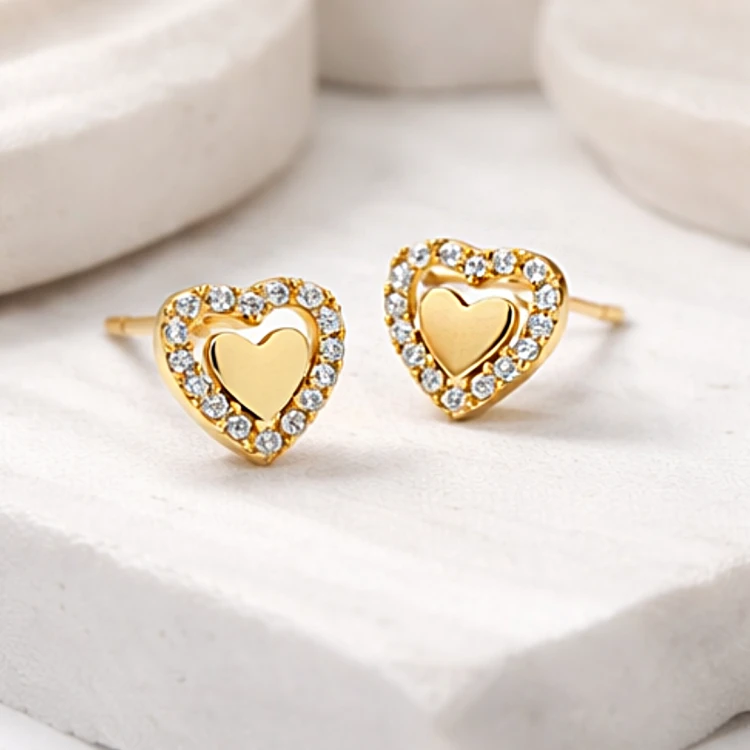 Złote kolczyki sztyfty serca z cyrkoniami
