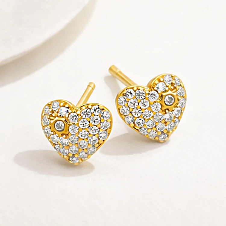 Para złotych kolczyków serc z cyrkoniami