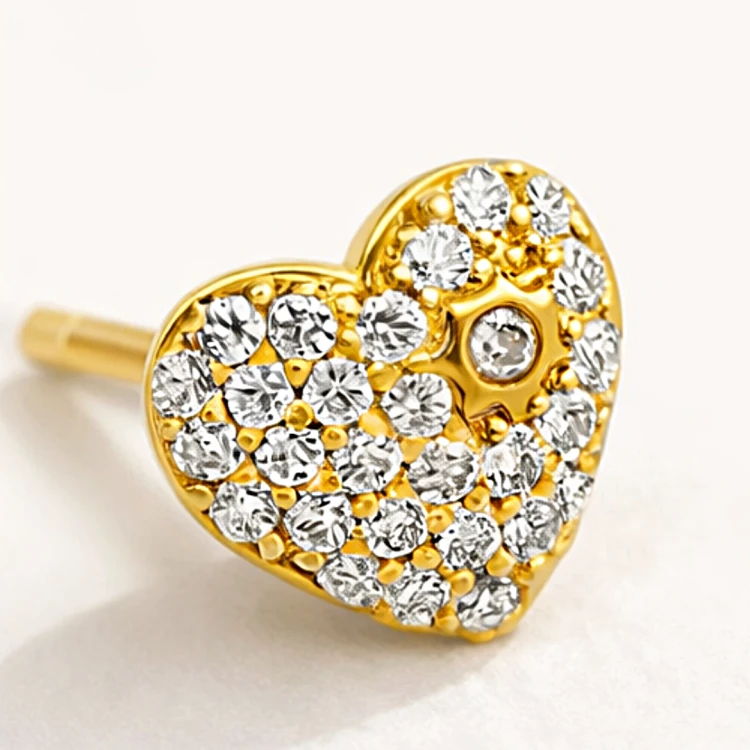 Złoty kolczyk serce wysadzany cyrkoniami