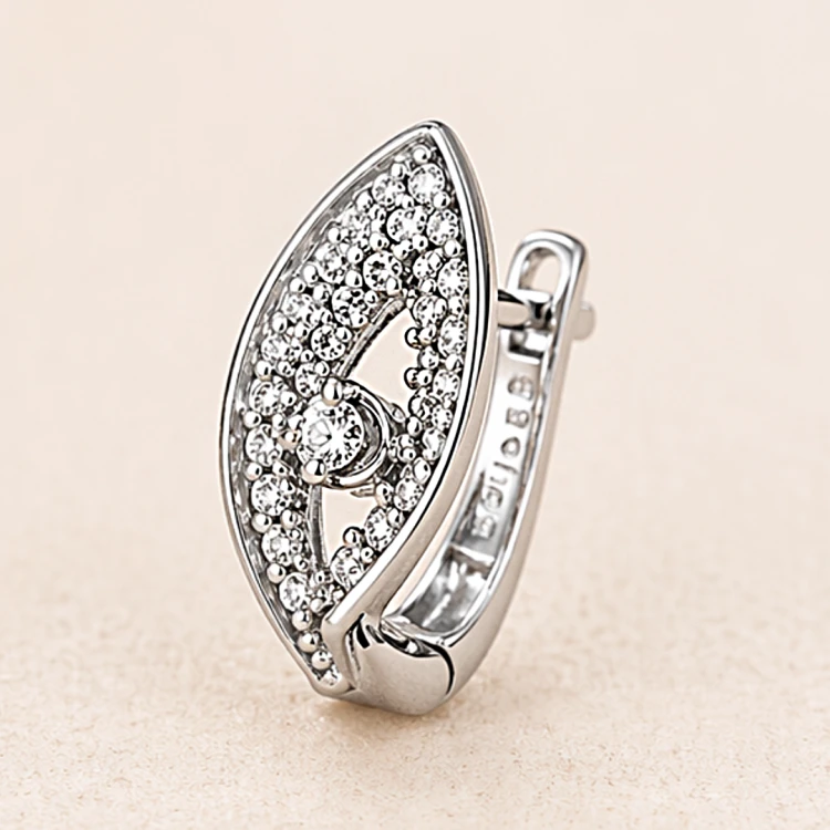 Srebrny kolczyk markiza z cyrkoniami