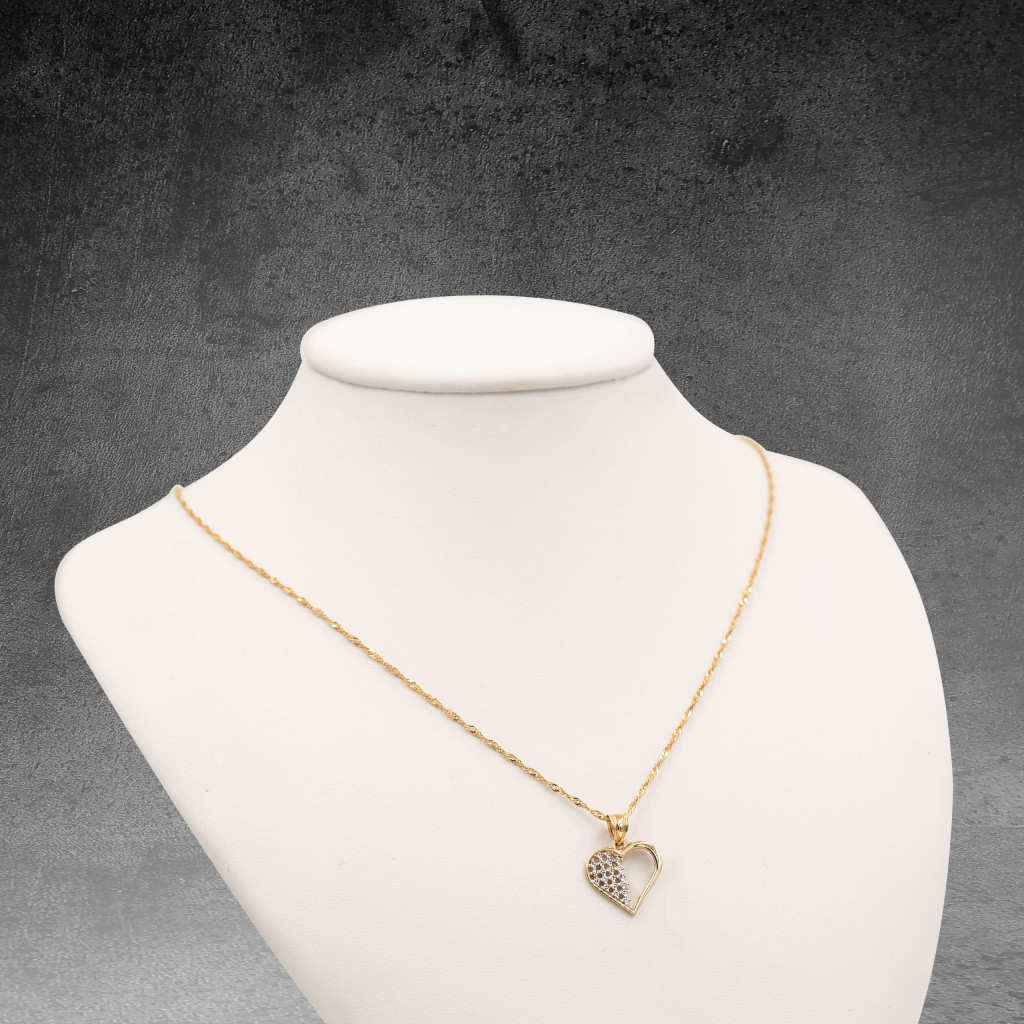 Złoty łańcuszek z zawieszką w kształcie serca – subtelna elegancja
